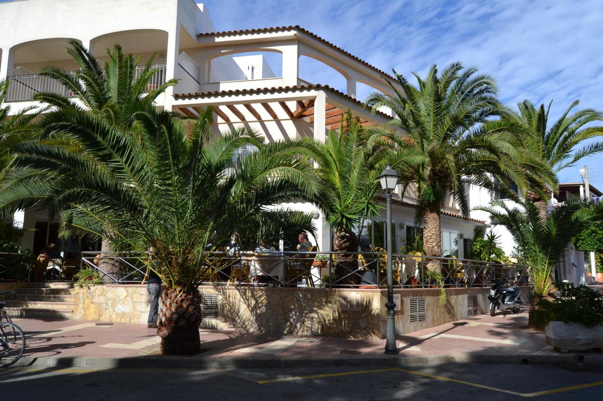 Hostal Leo D'Or Кала де Ор Экстерьер фото