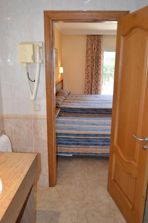 Hostal Leo D'Or Кала де Ор Номер фото